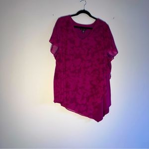 Halston Beautiful burgundy layered top, NWOT in size 2X. Spring light material.